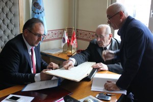 1601258_245310135647594_42713199_n